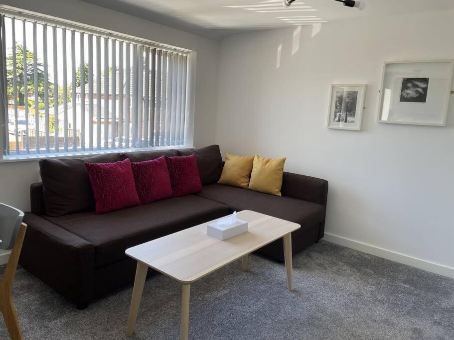 Paradigm House, Modern 2-Bedroom Duplex Apartment 2, Free Parking, オックスフォード エクステリア 写真