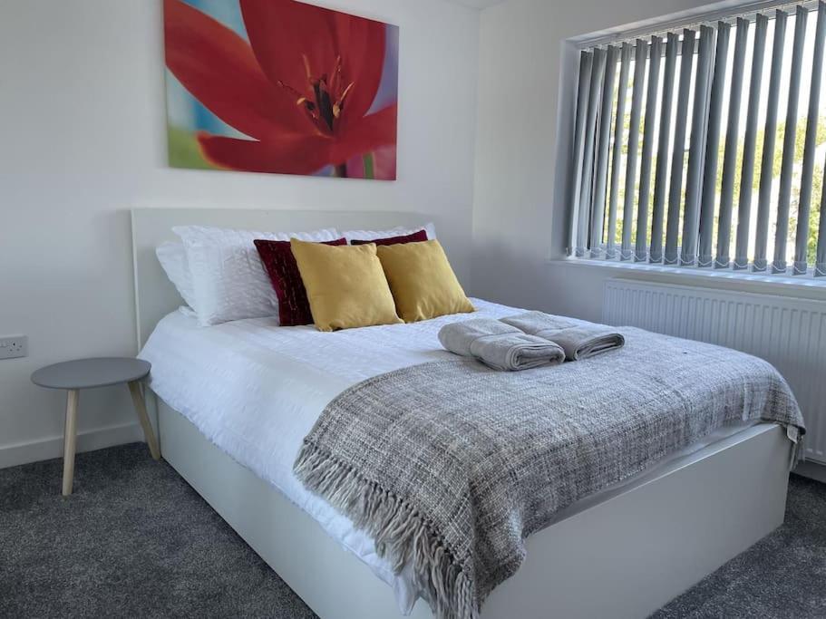 Paradigm House, Modern 2-Bedroom Duplex Apartment 2, Free Parking, オックスフォード エクステリア 写真